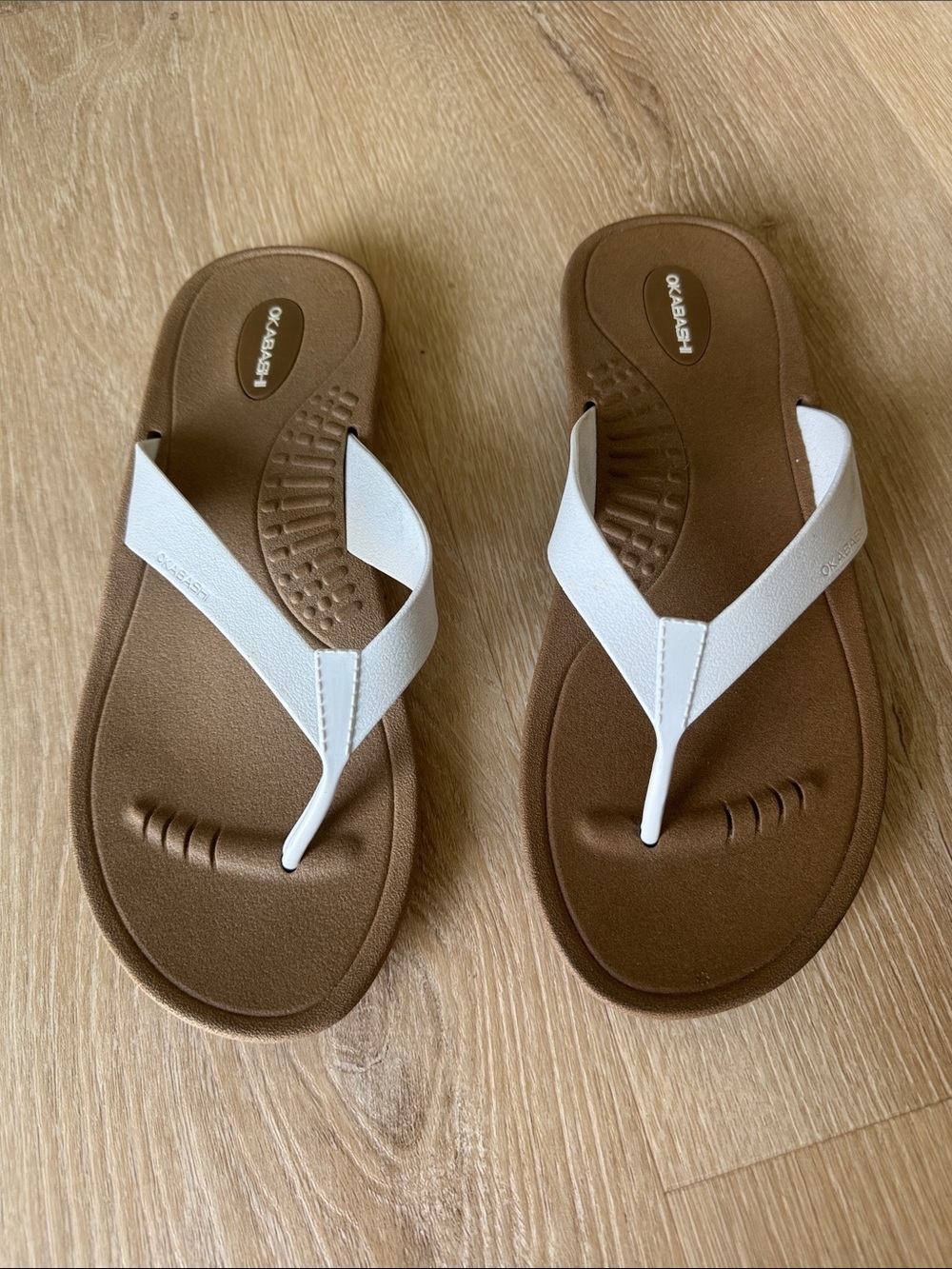 Okabashi Brown Footbed White Strap Flip Flop Sandals